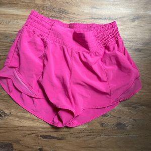 Lululemon Hotty Hot 2.5 inch